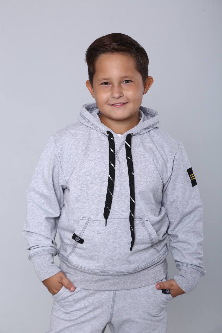 Sportanzug für einen Jungen