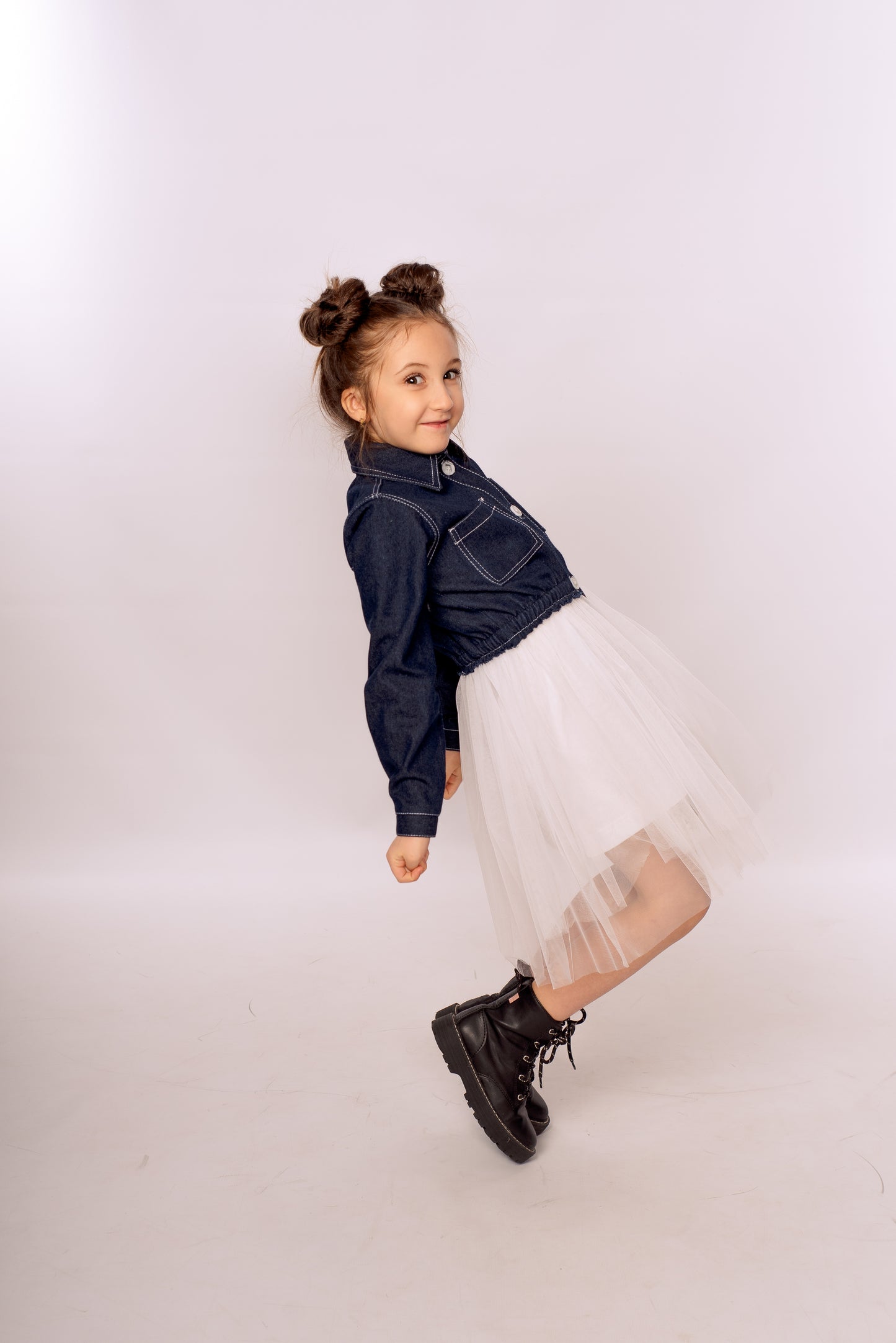 Jeanshemd-Kleid mit Tüllrock (Baumwollfutter)