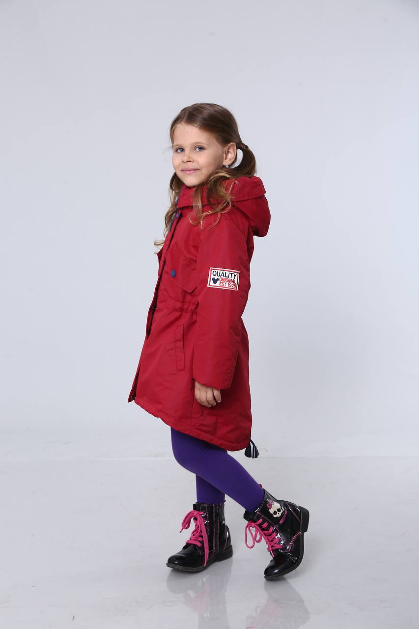 Парка бордовая — защита от ветра и дождя