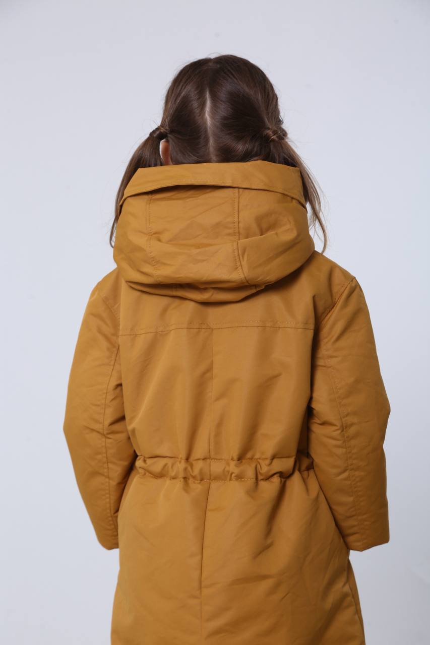 Парка горчичная — защита от ветра и дождя