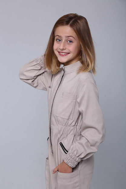 stylischer und bequemer Overall für Teenager